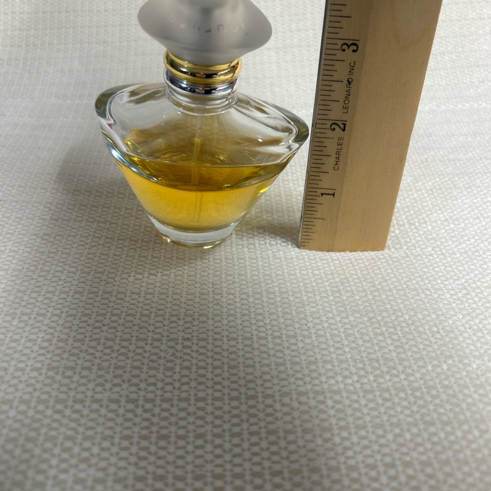 Journey by Mary Kay Elegant Women’s Perfume Bottle - Gold Yellow Scent - Picture 3 of 5